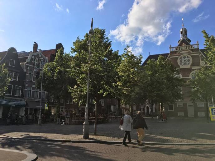 Visiting Amsterdam? 15 Locals Tourist Tips for visiting Amsterdam by a resident, including Amsterdam travel advice visiting Amsterdam for the first time.