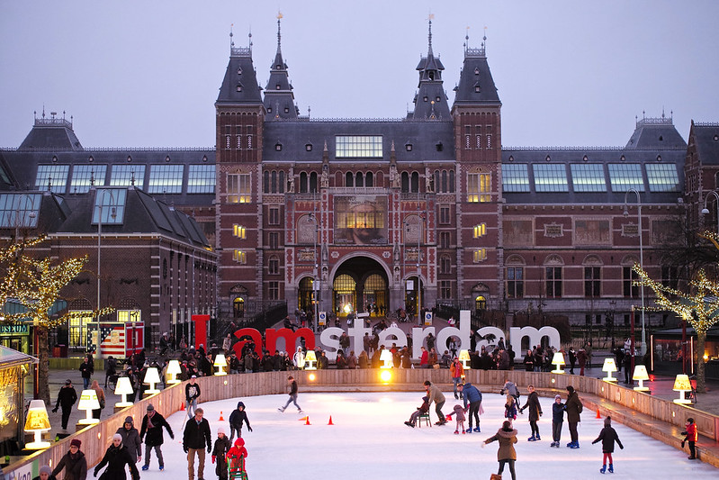 I amsterdam: Come Skating