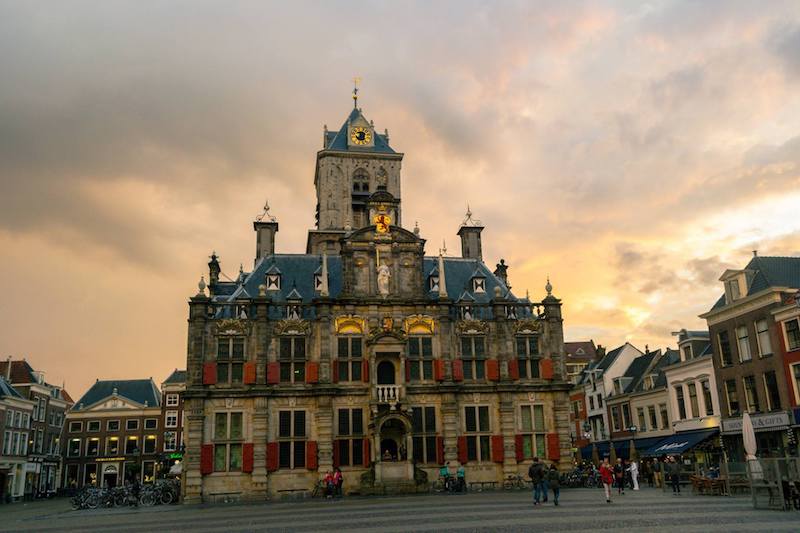  Photo of City Hall in Delft. If you’re visiting Delft, the city hall in Delft is a must-see in Delft and definitely be sure to put this beautiful rijksmoment on your list of things to see in Delft! If you follow this self-guided walking tour in Delft, you’ll cover the city!