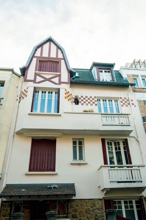 Beautiful '20s house in Paris. Read where to go in Paris during your four day trip to Paris (or longer) with tips for the best things to do in Paris. #travel #paris #france