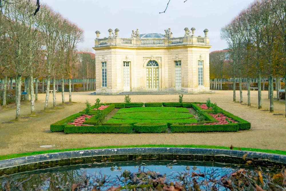 Petit Trianon at Versailles, one of the things that you cannot skip during your visit to Versailles. Read tips on getting Versailles tickets and avoiding the crowds at Versailles! #travel #versailles #france