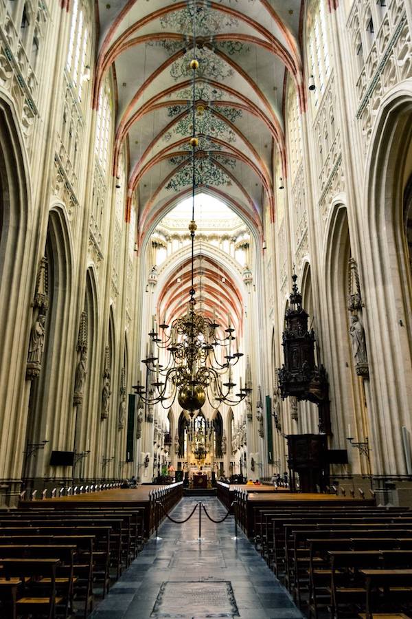 The stunning St. John's Cathedral in Den Bosch, one of the best things to do in Den Bosch. #travel #denbosch #cathedrals #nederland