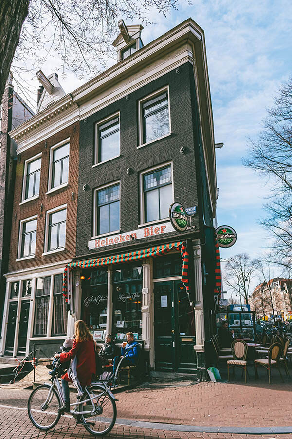 Eetcafe De Jordaan is a classic typically Dutch bruin bar to experience Amsterdam without the crowds. #amsterdam #holland #nederland #netherlands