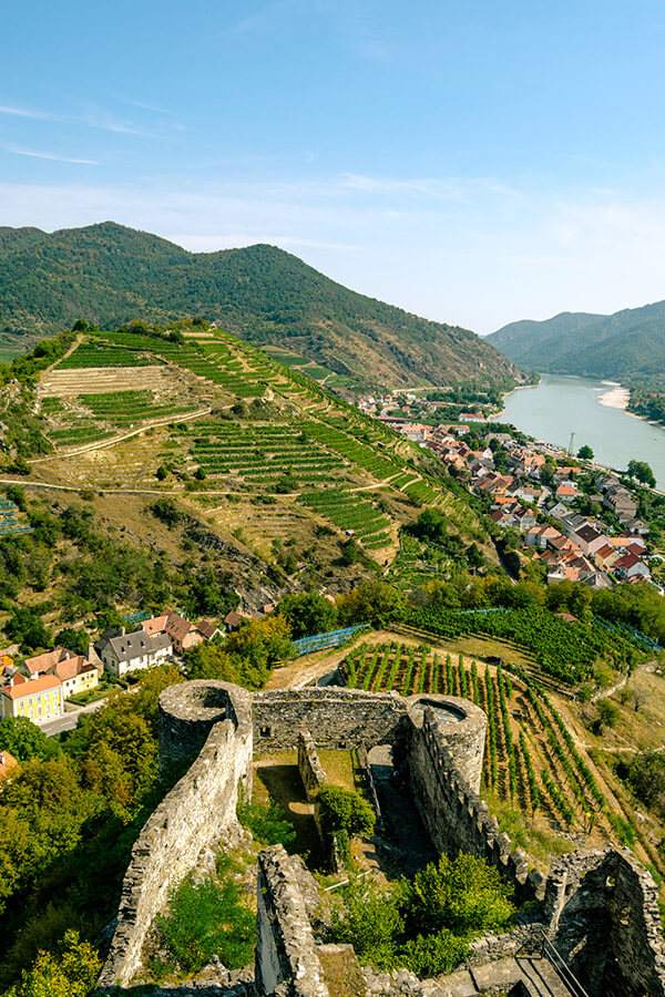 Beautiful free castle ruins in Austria's Wachau Valley.  Read how to save money on attractions in Austria! #travel #austria #budget #wachau