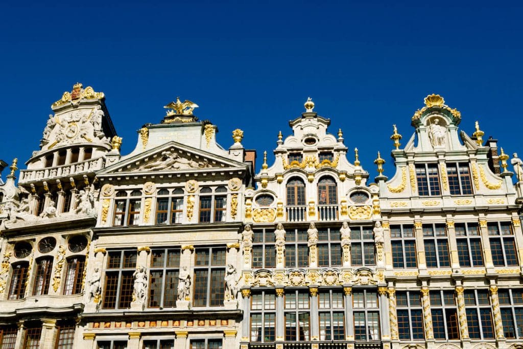 Suchst Du nach Unterkünften in Brüssel? Hier sind einige Tipps für die besten Hotels in Brüssel für jedes Budget!