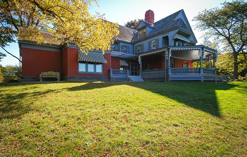 Sagamore Hill, the resident of Theodore Roosevelt.  This piece of  presidential history is one of the most beautiful mansions along the Gold coast of Long Island! #presidential #newyork #travel