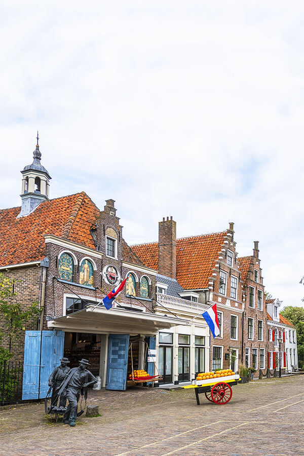 Beautiful exterior of the cheese market square in Edam where the Edam cheese market is held! #holland #netherlands #nederland #edam  #cheese