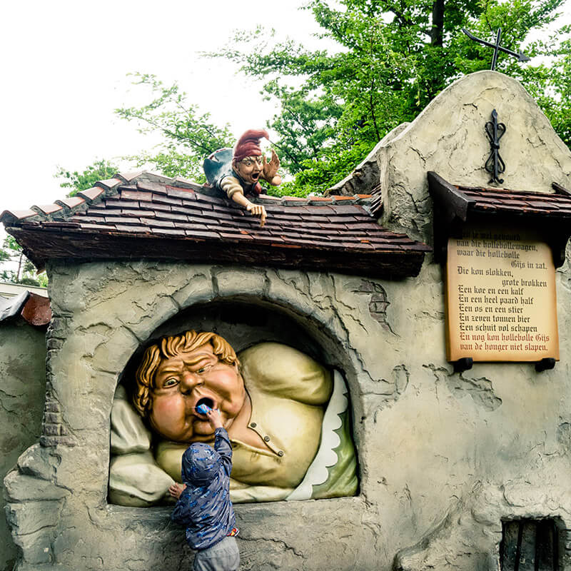 One of the most unique trash cans at Efteling theme park, a unique amusement park in the Netherlands on par with Disney! #travel #netherlands