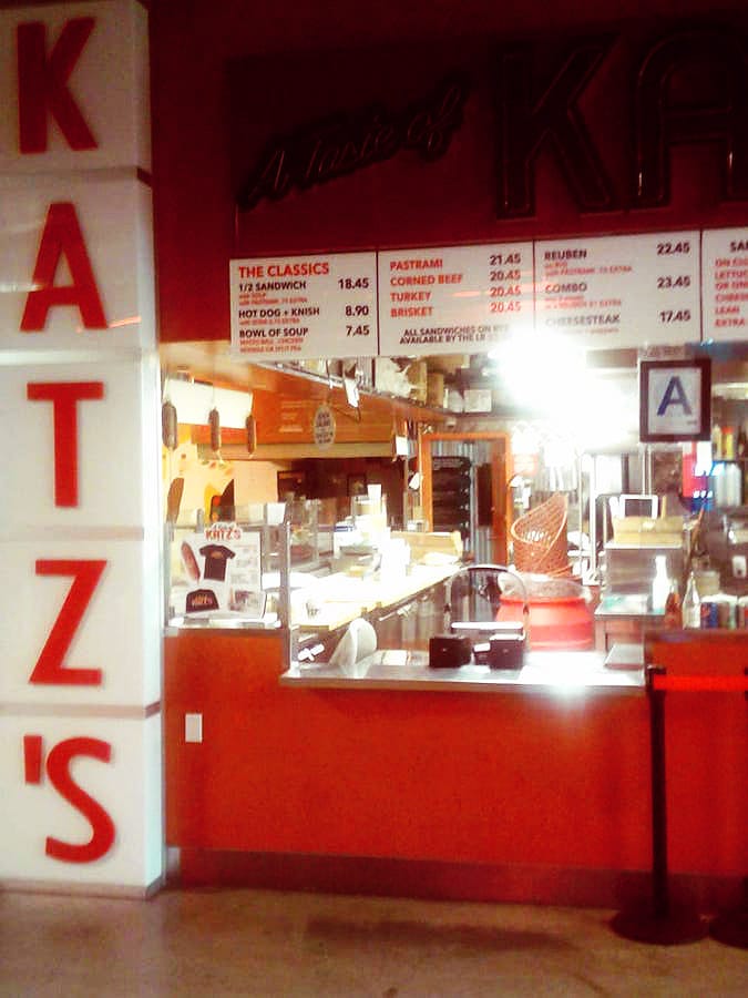 Branch of Katz's Deli in the Dekalb Food Market in Downtown Brooklyn. Read about where to eat in Downtown Brooklyn! #travel #brooklyn #NYC 