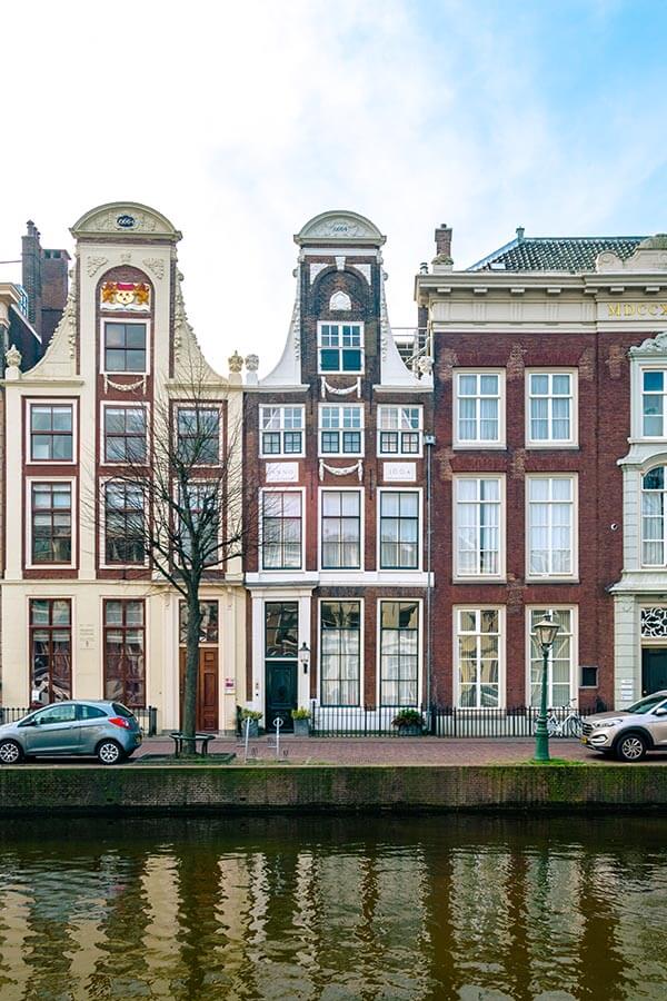 Beautiful canalhouses along a canal in Leiden, a city in Holland