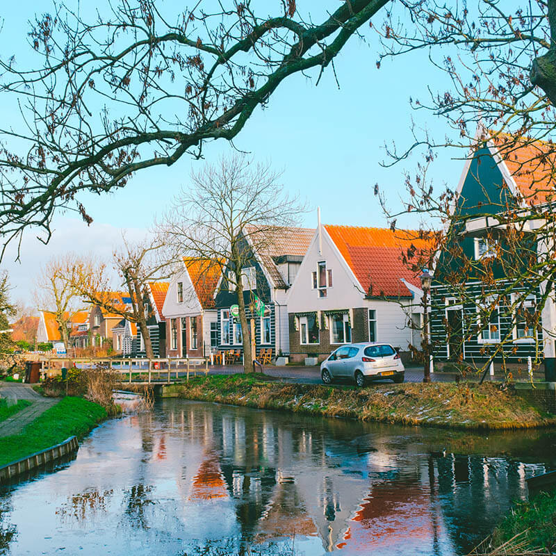 Beautiful Dutch houses just outside of Amsterdam Center in the cute village of Ransdorp! #travel #amsterdam #holland #netherlands