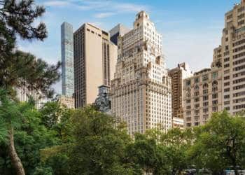 The Ritz-Carlton New York, Central Park: A Haven of Luxury│Top 3