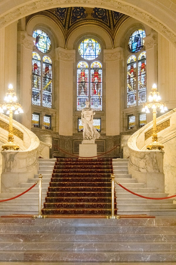 The beautiful steps showing the interior of the Peace Palace (Vredespaleis) in the Hague, the Netherlands. This beautiful building is where the International Court of Justice takes place. #travel #holland #netherlands #nederland