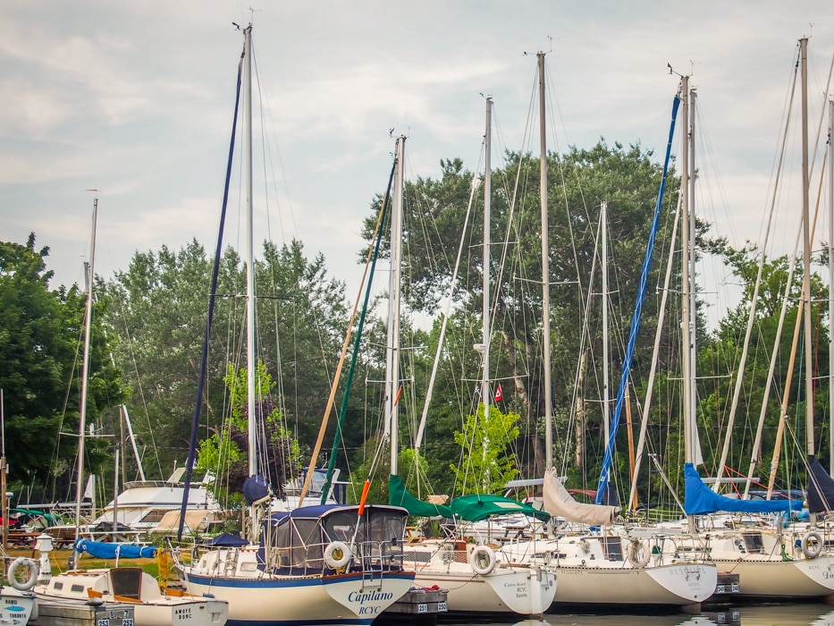 Besuchen Sie Toronto mit einem kleinen Budget? Lesen Sie die sechs günstigen Stadtabenteuer eines gebürtigen Torontoniers und die Insider-Tipps, um die Hauptstadt Ontarios wie ein Einheimischer zu erkunden.